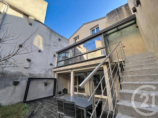 maison à vendre - 6 pièces - 217.4 m2 - RIOM - 63 - AUVERGNE - Century 21 Agence Girard