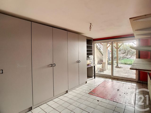 maison à vendre - 6 pièces - 217.4 m2 - RIOM - 63 - AUVERGNE - Century 21 Agence Girard