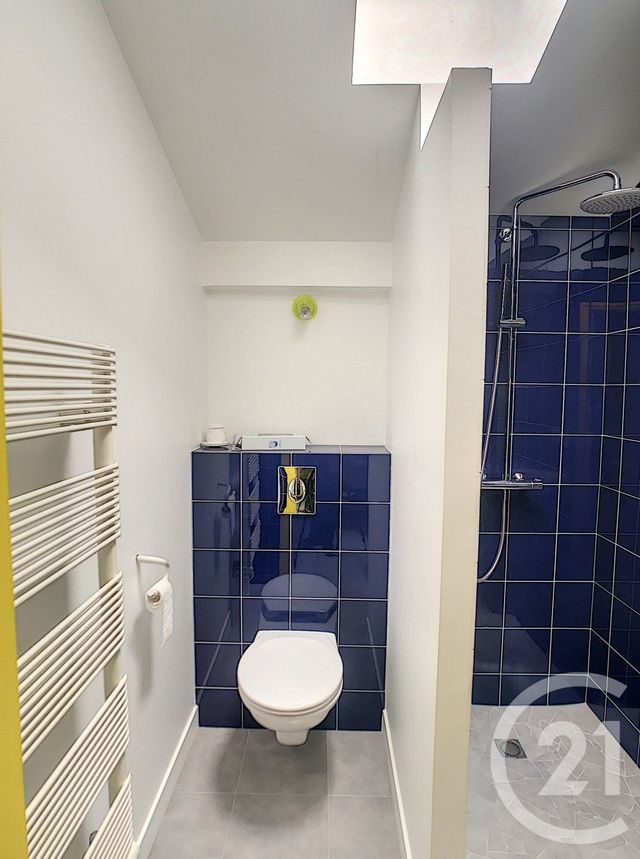 maison à vendre - 6 pièces - 217.4 m2 - RIOM - 63 - AUVERGNE - Century 21 Agence Girard