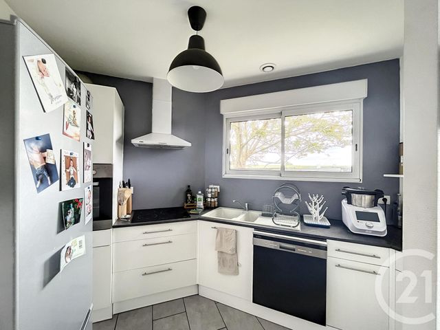 Afficher la photo en grand maison à louer - 3 pièces - 70.0 m2 - MARTRES SUR MORGE - 63 - AUVERGNE - Century 21 Agence Girard