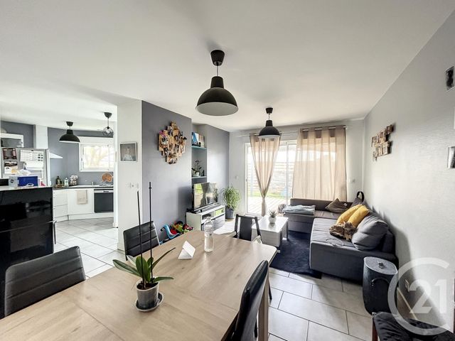 Afficher la photo en grand maison à louer - 3 pièces - 70.0 m2 - MARTRES SUR MORGE - 63 - AUVERGNE - Century 21 Agence Girard