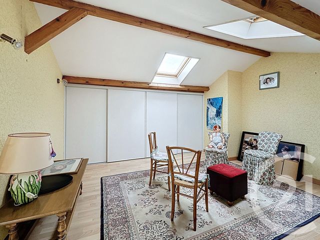 maison à vendre - 6 pièces - 219.0 m2 - MOZAC - 63 - AUVERGNE - Century 21 Agence Girard