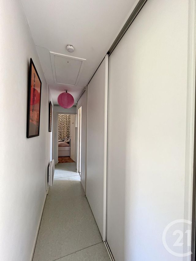 Appartement F3 à louer - 3 pièces - 61.3 m2 - CHATELGUYON - 63 - AUVERGNE - Century 21 Agence Girard