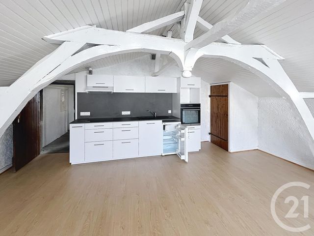 Appartement F4 à louer - 2 pièces - 47.24 m2 - RIOM - 63 - AUVERGNE - Century 21 Agence Girard