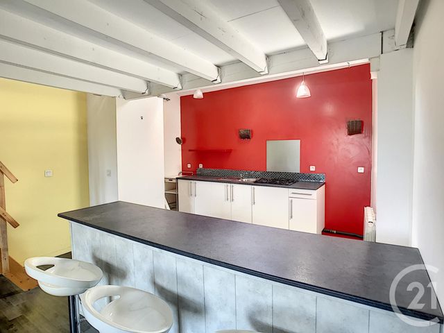 Appartement F2 à louer - 3 pièces - 63.11 m2 - RIOM - 63 - AUVERGNE - Century 21 Agence Girard