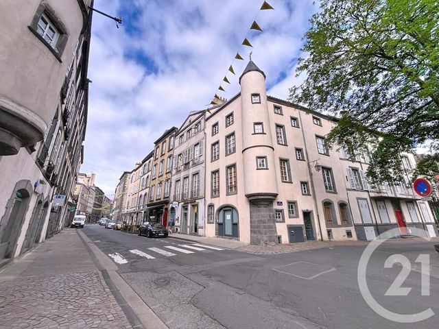 maison à vendre - 8 pièces - 140.0 m2 - RIOM - 63 - AUVERGNE - Century 21 Agence Girard