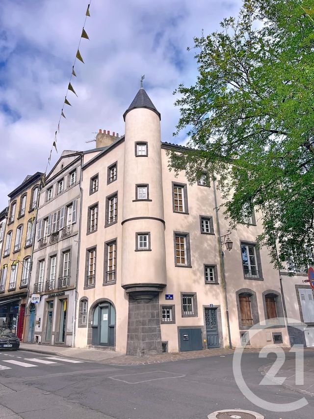 maison à vendre - 8 pièces - 140.0 m2 - RIOM - 63 - AUVERGNE - Century 21 Agence Girard