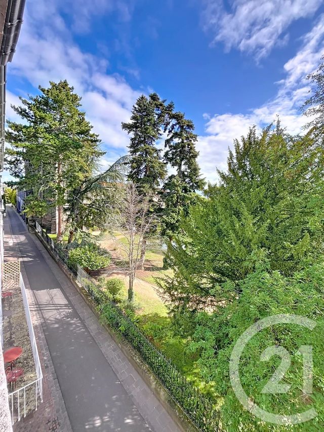 maison à vendre - 8 pièces - 140.0 m2 - RIOM - 63 - AUVERGNE - Century 21 Agence Girard