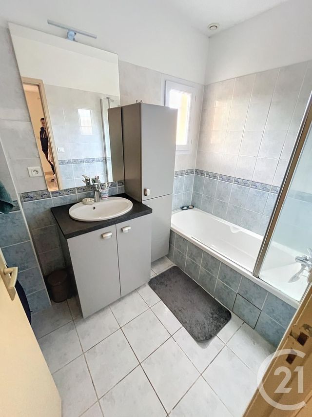 maison à louer - 4 pièces - 97.13 m2 - GIMEAUX - 63 - AUVERGNE - Century 21 Agence Girard