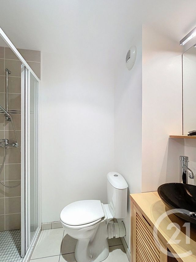 Appartement Studio à vendre - 1 pièce - 20.66 m2 - RIOM - 63 - AUVERGNE - Century 21 Agence Girard