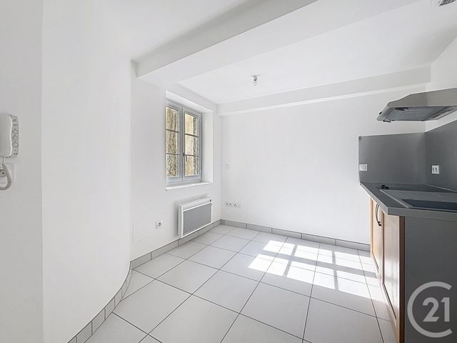 Appartement Studio à vendre - 1 pièce - 20.66 m2 - RIOM - 63 - AUVERGNE - Century 21 Agence Girard