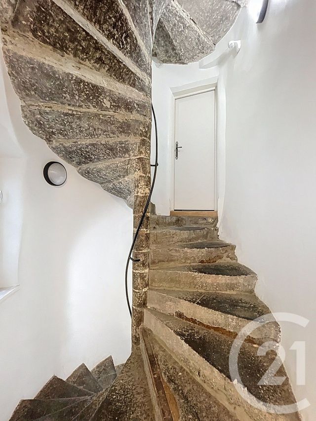 Appartement Studio à vendre - 1 pièce - 20.66 m2 - RIOM - 63 - AUVERGNE - Century 21 Agence Girard