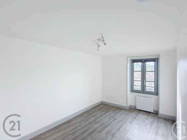 Appartement F1 à louer - 2 pièces - 28.82 m2 - RIOM - 63 - AUVERGNE - Century 21 Agence Girard