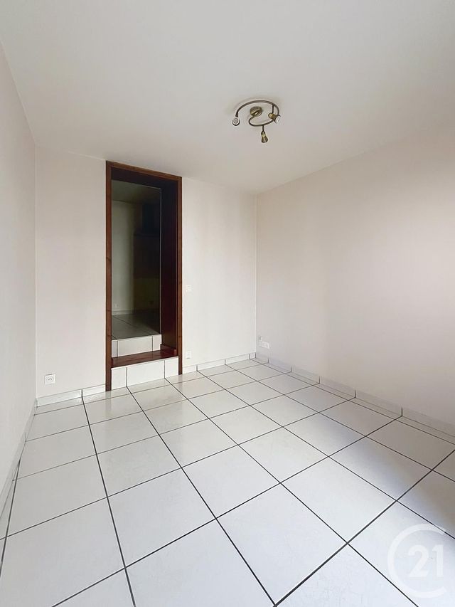 maison - CHATELGUYON - 63