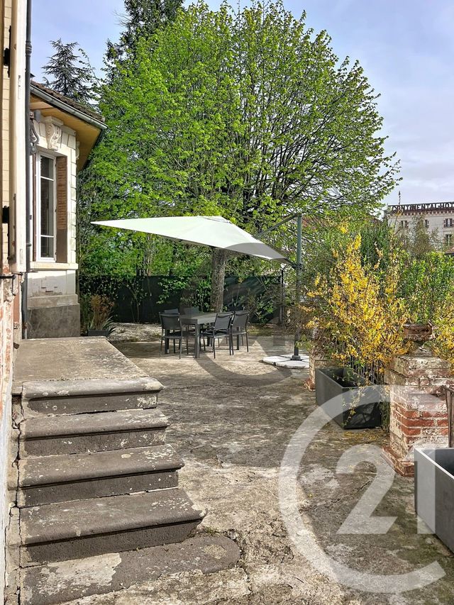 maison à vendre - 6 pièces - 170.0 m2 - CHATEL GUYON - 63 - AUVERGNE - Century 21 Agence Girard