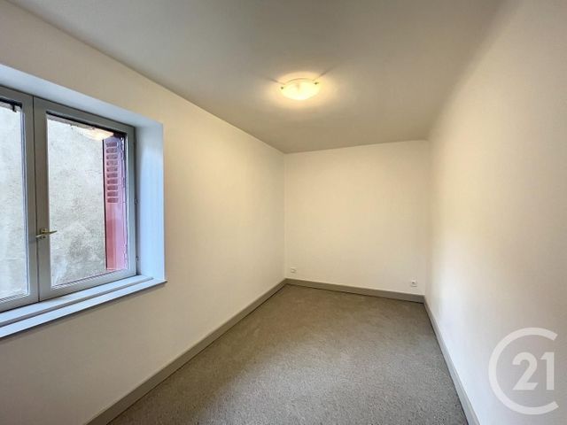 Appartement F2 à louer - 3 pièces - 63.73 m2 - ENVAL - 63 - AUVERGNE - Century 21 Agence Girard