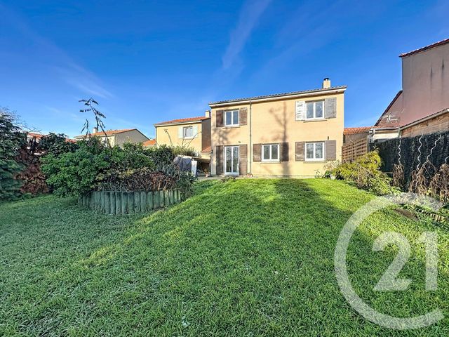 maison à vendre - 5 pièces - 105.5 m2 - RIOM - 63 - AUVERGNE - Century 21 Agence Girard