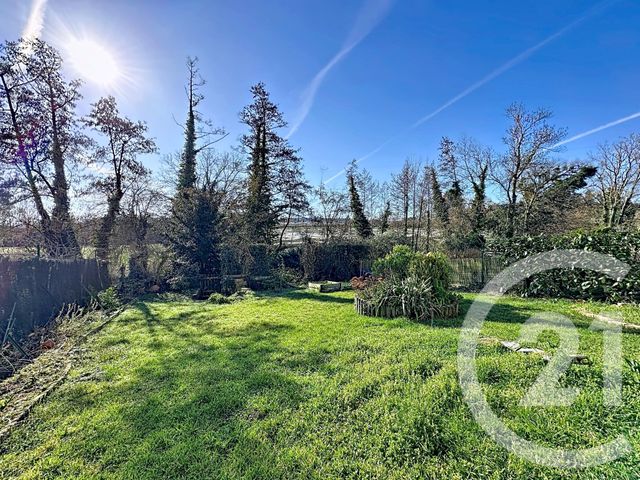 maison à vendre - 5 pièces - 105.5 m2 - RIOM - 63 - AUVERGNE - Century 21 Agence Girard