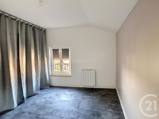 Appartement F4 à louer - 4 pièces - 96.46 m2 - ENNEZAT - 63 - AUVERGNE - Century 21 Agence Girard