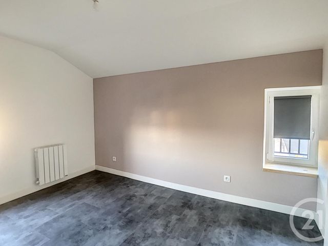 Appartement F4 à louer - 4 pièces - 96.46 m2 - ENNEZAT - 63 - AUVERGNE - Century 21 Agence Girard
