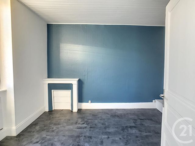 Appartement F4 à louer - 4 pièces - 96.46 m2 - ENNEZAT - 63 - AUVERGNE - Century 21 Agence Girard