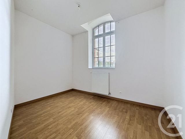 Appartement F3 à vendre - 3 pièces - 67.84 m2 - RIOM - 63 - AUVERGNE - Century 21 Agence Girard