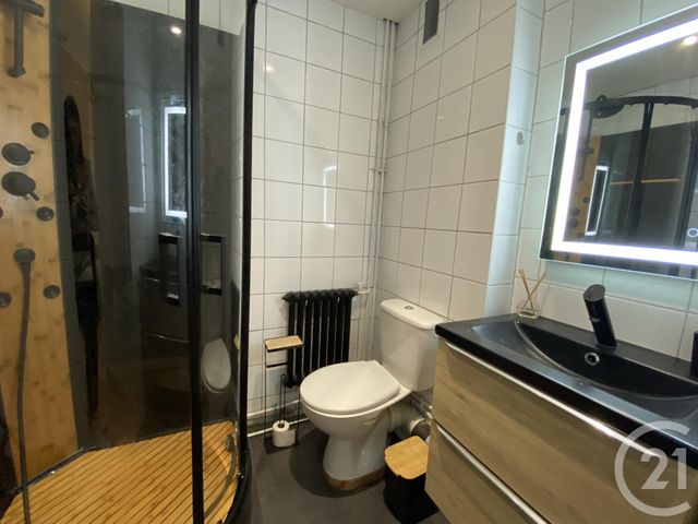 Appartement Studio à louer - 1 pièce - 14.31 m2 - CHAMALIERES - 63 - AUVERGNE - Century 21 Agence Girard