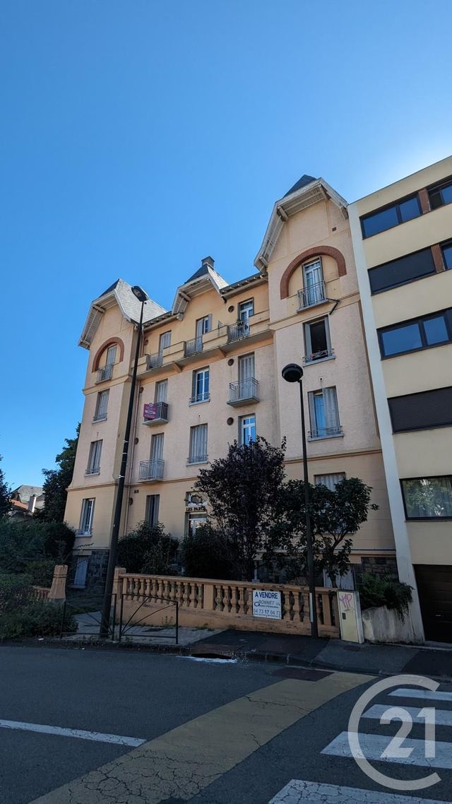 Appartement Studio à louer - 1 pièce - 14.31 m2 - CHAMALIERES - 63 - AUVERGNE - Century 21 Agence Girard