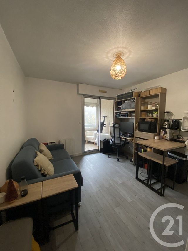 Appartement Studio à vendre - 1 pièce - 20.66 m2 - CHATEL GUYON - 63 - AUVERGNE - Century 21 Agence Girard