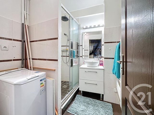 Appartement F3 à vendre - 3 pièces - 67.52 m2 - RIOM - 63 - AUVERGNE - Century 21 Agence Girard