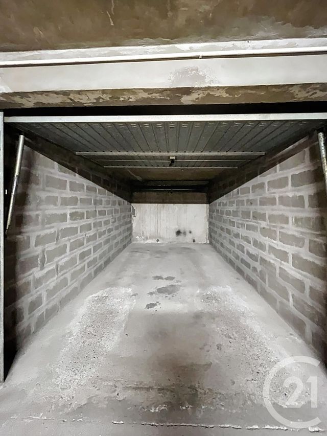 Appartement F3 à vendre - 5 pièces - 84.07 m2 - RIOM - 63 - AUVERGNE - Century 21 Agence Girard