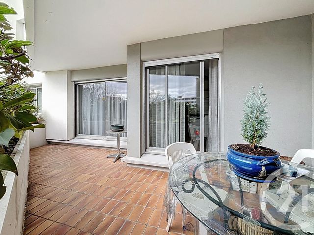 Appartement F3 à vendre - 5 pièces - 84.07 m2 - RIOM - 63 - AUVERGNE - Century 21 Agence Girard