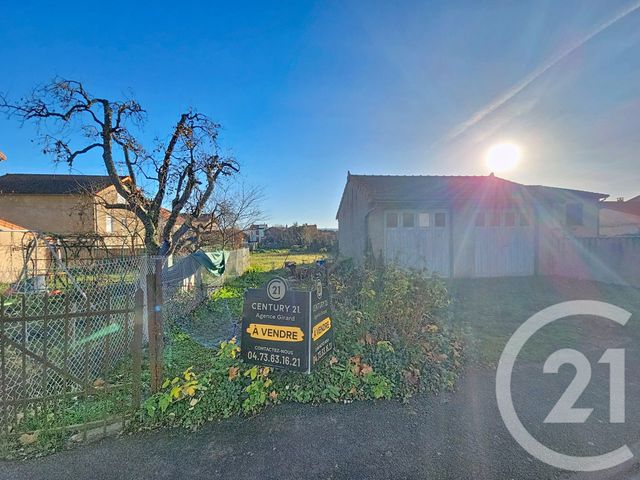 terrain à vendre - 800.0 m2 - RIOM - 63 - AUVERGNE - Century 21 Agence Girard