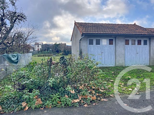 terrain à vendre - 800.0 m2 - RIOM - 63 - AUVERGNE - Century 21 Agence Girard