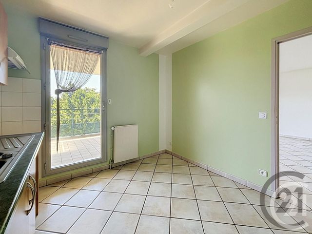Appartement F4 à vendre - 4 pièces - 91.0 m2 - RIOM - 63 - AUVERGNE - Century 21 Agence Girard