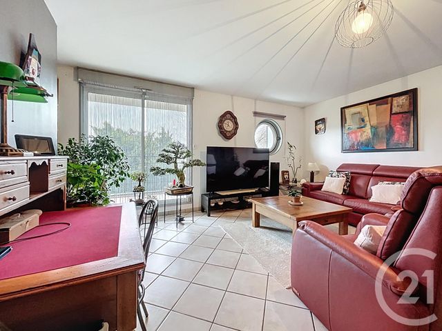 Appartement à vendre - 4 pièces - 91.0 m2 - RIOM - 63 - AUVERGNE - Century 21 Agence Girard