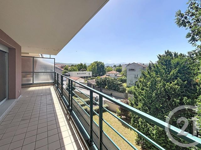 Appartement F4 à vendre - 4 pièces - 91.0 m2 - RIOM - 63 - AUVERGNE - Century 21 Agence Girard