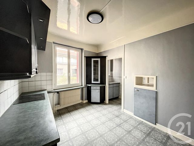 Appartement F3 à louer - 3 pièces - 66.35 m2 - CLERMONT FERRAND - 63 - AUVERGNE - Century 21 Agence Girard