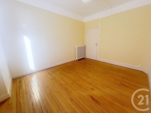 Appartement F3 à louer - 3 pièces - 66.35 m2 - CLERMONT FERRAND - 63 - AUVERGNE - Century 21 Agence Girard