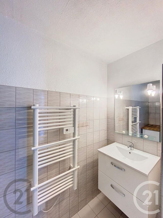 maison à louer - 4 pièces - 85.97 m2 - RIOM - 63 - AUVERGNE - Century 21 Agence Girard