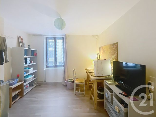 maison à louer - 3 pièces - 66.0 m2 - RIOM - 63 - AUVERGNE - Century 21 Agence Girard