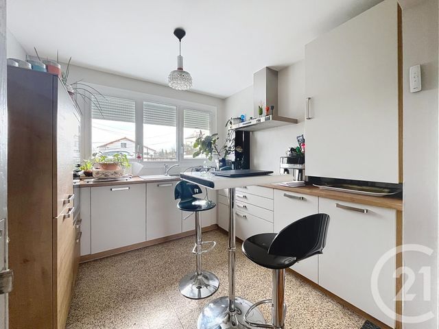 maison à vendre - 5 pièces - 75.93 m2 - RIOM - 63 - AUVERGNE - Century 21 Agence Girard