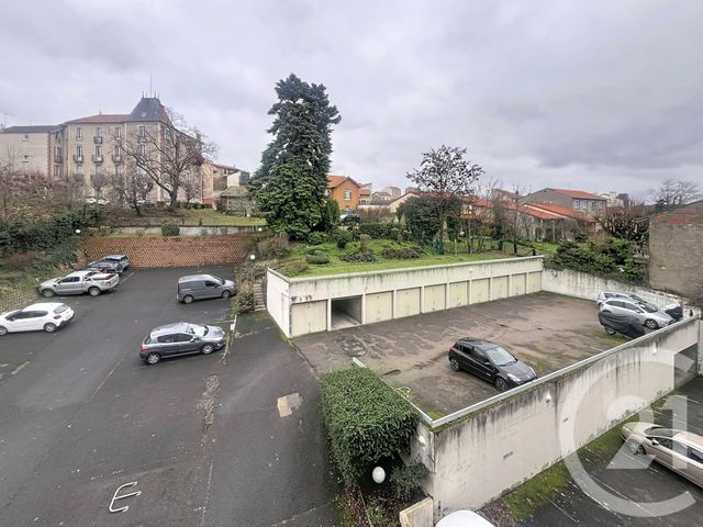 Appartement F1 à louer - 1 pièce - 21.0 m2 - CHATEL GUYON - 63 - AUVERGNE - Century 21 Agence Girard