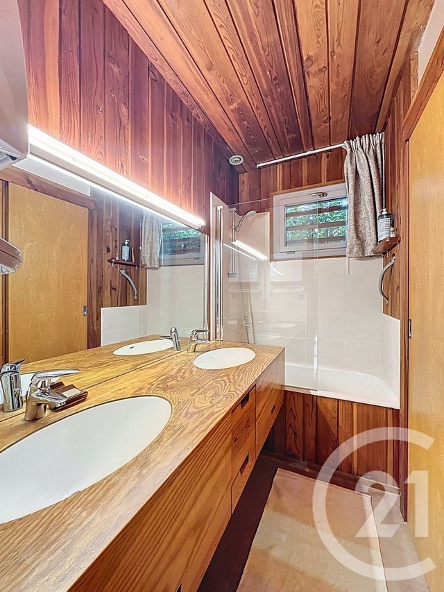 maison à vendre - 7 pièces - 130.0 m2 - RIOM - 63 - AUVERGNE - Century 21 Agence Girard