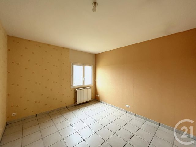 maison à louer - 5 pièces - 121.9 m2 - ST LAURE - 63 - AUVERGNE - Century 21 Agence Girard