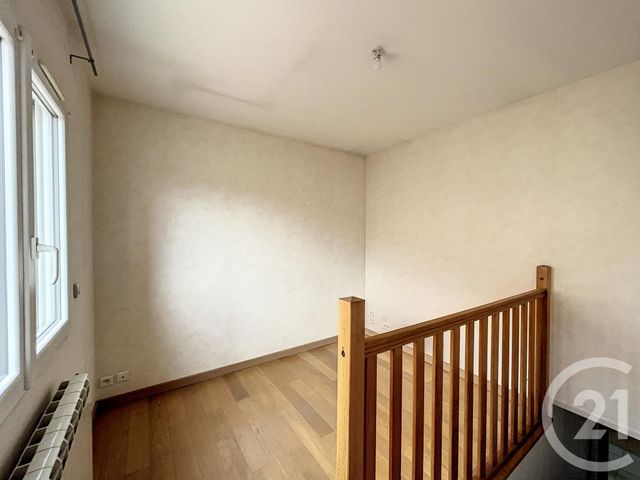 maison à louer - 5 pièces - 121.9 m2 - ST LAURE - 63 - AUVERGNE - Century 21 Agence Girard