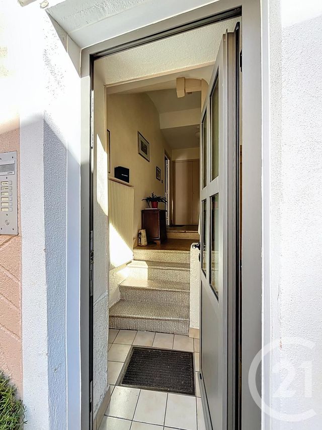 maison à vendre - 8 pièces - 125.0 m2 - CHATEL GUYON - 63 - AUVERGNE - Century 21 Agence Girard