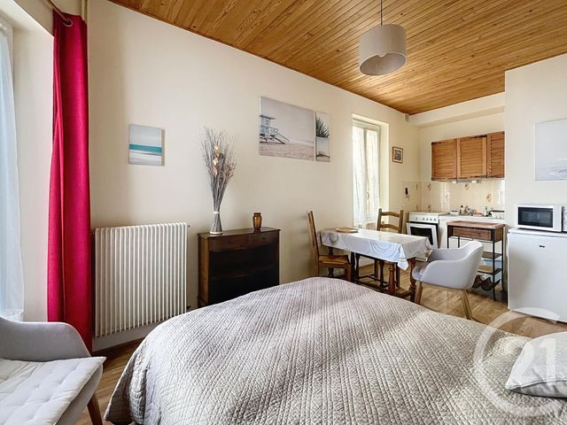 maison à vendre - 8 pièces - 125.0 m2 - CHATEL GUYON - 63 - AUVERGNE - Century 21 Agence Girard