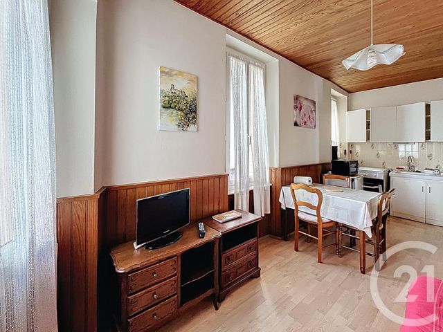 maison à vendre - 8 pièces - 125.0 m2 - CHATEL GUYON - 63 - AUVERGNE - Century 21 Agence Girard