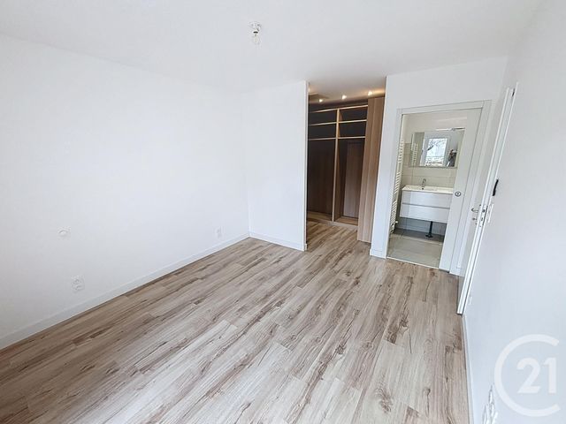 maison à louer - 4 pièces - 120.0 m2 - AIGUEPERSE - 63 - AUVERGNE - Century 21 Agence Girard